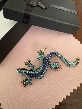 Crystal Gecko Brooch Pin in Teal and Blue - Brand
